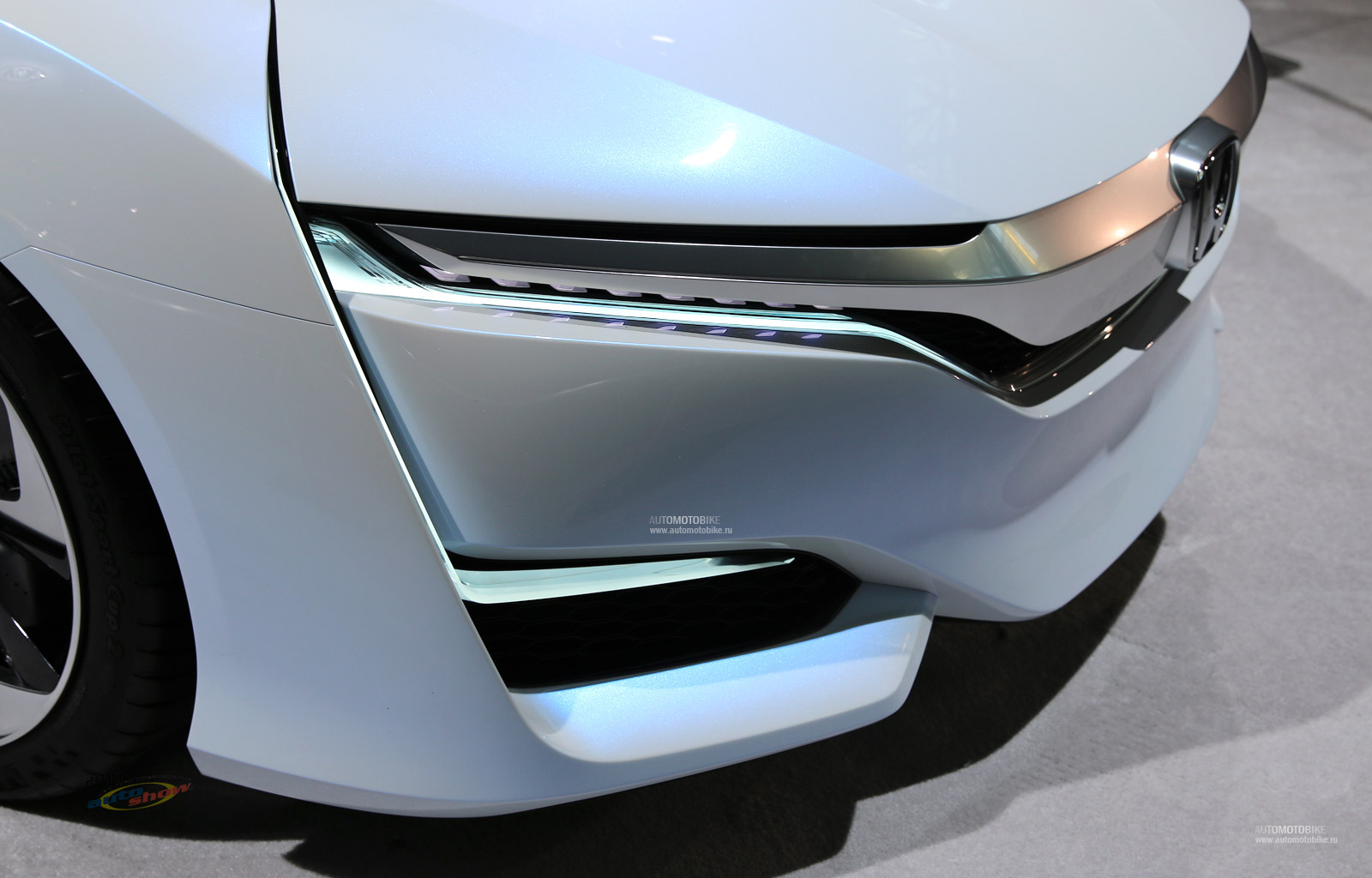 Фантастический дизайн концептуального Honda FCV на атошоу в Нью-Йорке 2015