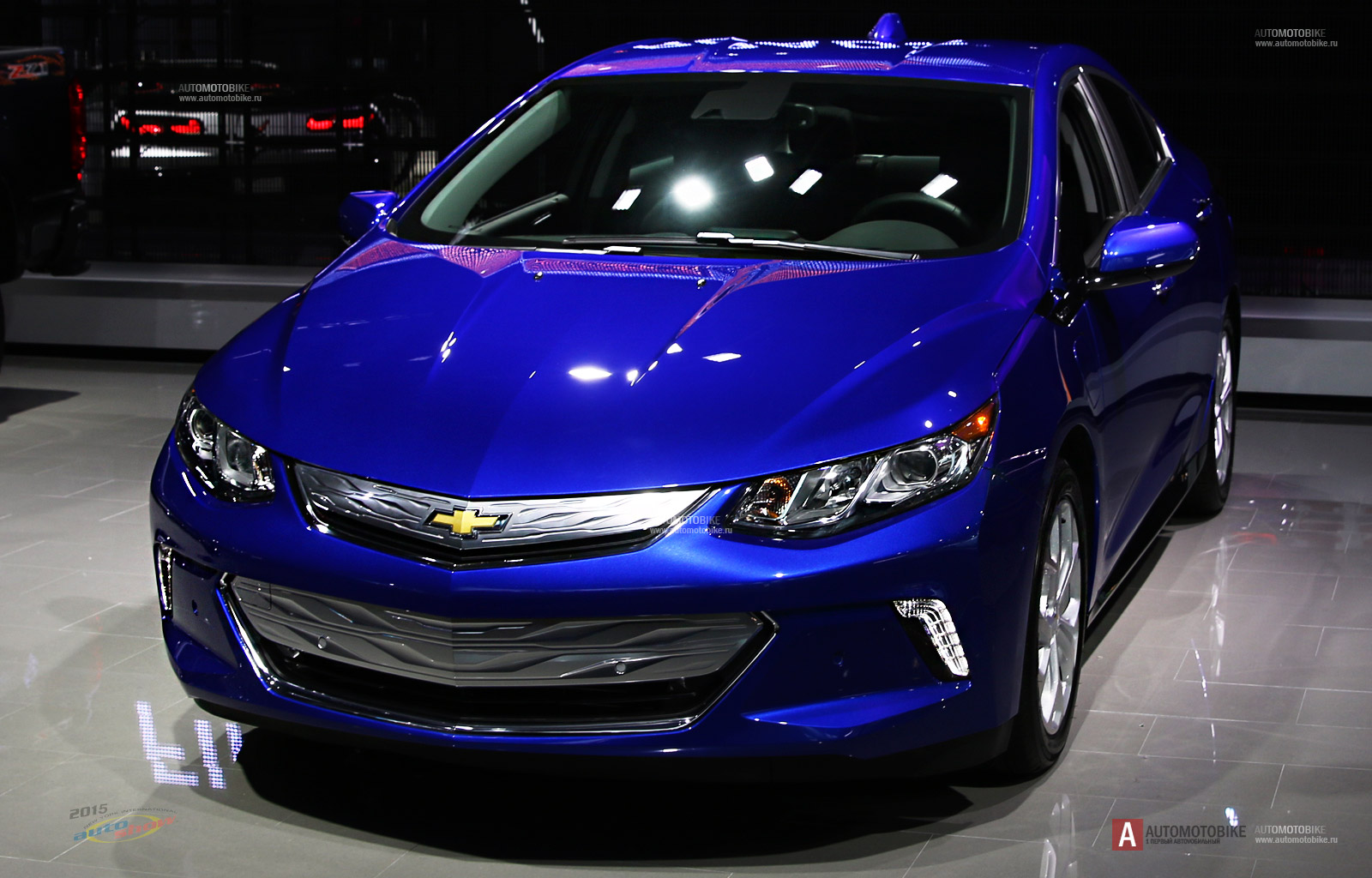 Chevrolet Volt 2015 на автосалоне в Нью Йорке 2015 года - обзор нового Шевроле Вольт