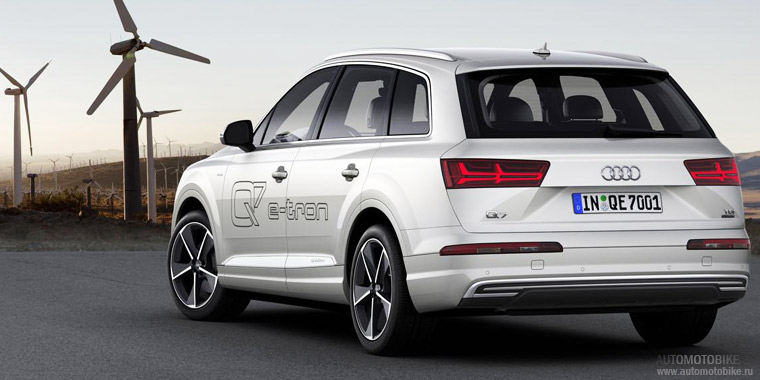 К другим отличиям от стандартной версии Audi Q7 e-tron относятся некоторые внешние обновления. Внедорожник получил измененную радиаторную решетку, воздухозаборники и легкосплавные 19-дюймовые колесные диски