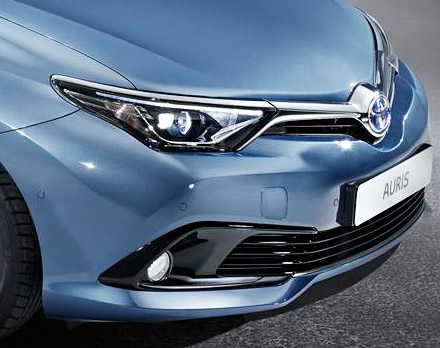 2015 Toyota Auris фотографии нового поколения