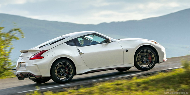 Нынешний Nissan 370Z 