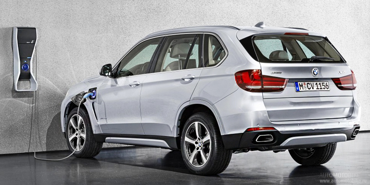 BMW представила гибридный X5 xDrive40e