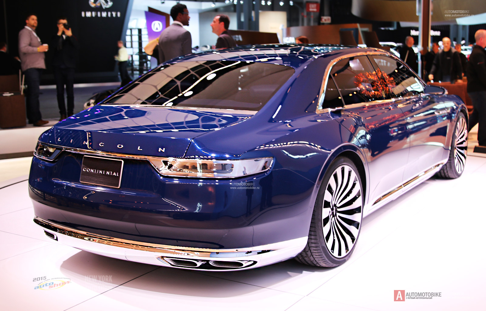 Фотографии концепт Lincoln Continental Concept на автосалоне в Нью-Йорке 2015 года