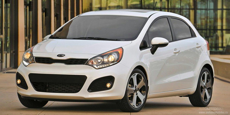 Хэтчбек Kia Rio 2015