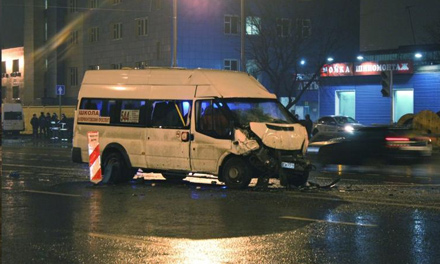 Авария с маршруткой в Москве