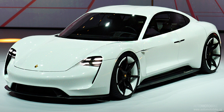 спорткар Porsche Mission E Concept