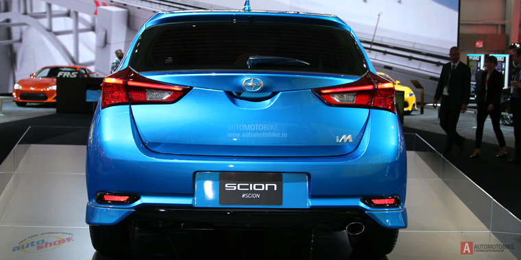 Спортивный, стильный Scion iM на выставке в Нью-Йорке 2015 