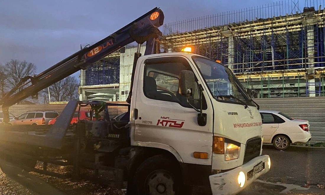 Эвакуация машин с улиц Краснодара достигла нового пика