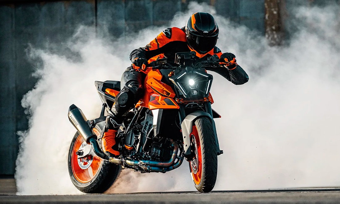 Видео обзоры и видео презентации автомобилей и мотоциклов