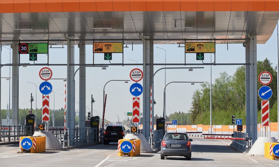Водители возмущены повышением тарифов на проезд по трассам М-4 и А-289